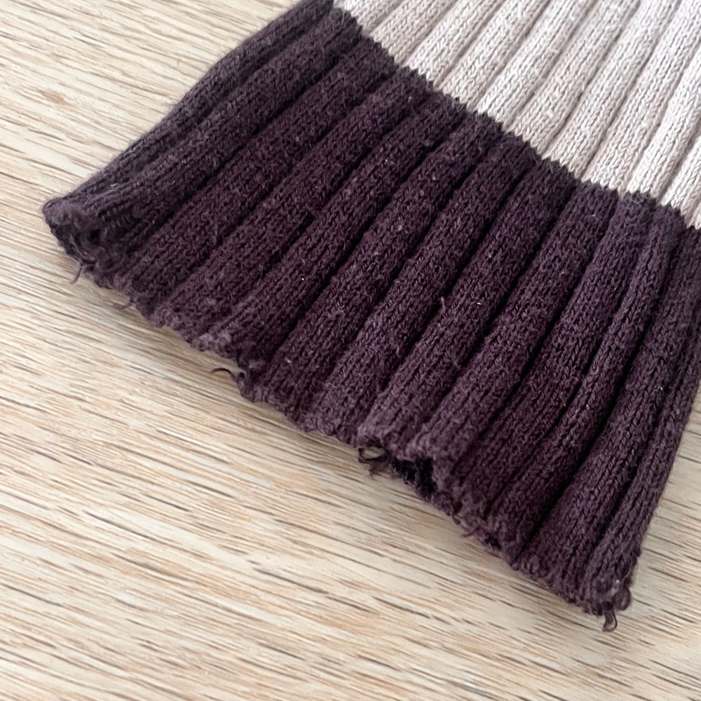 Seductions Fitted Longsleeve - Picture 3 of 3